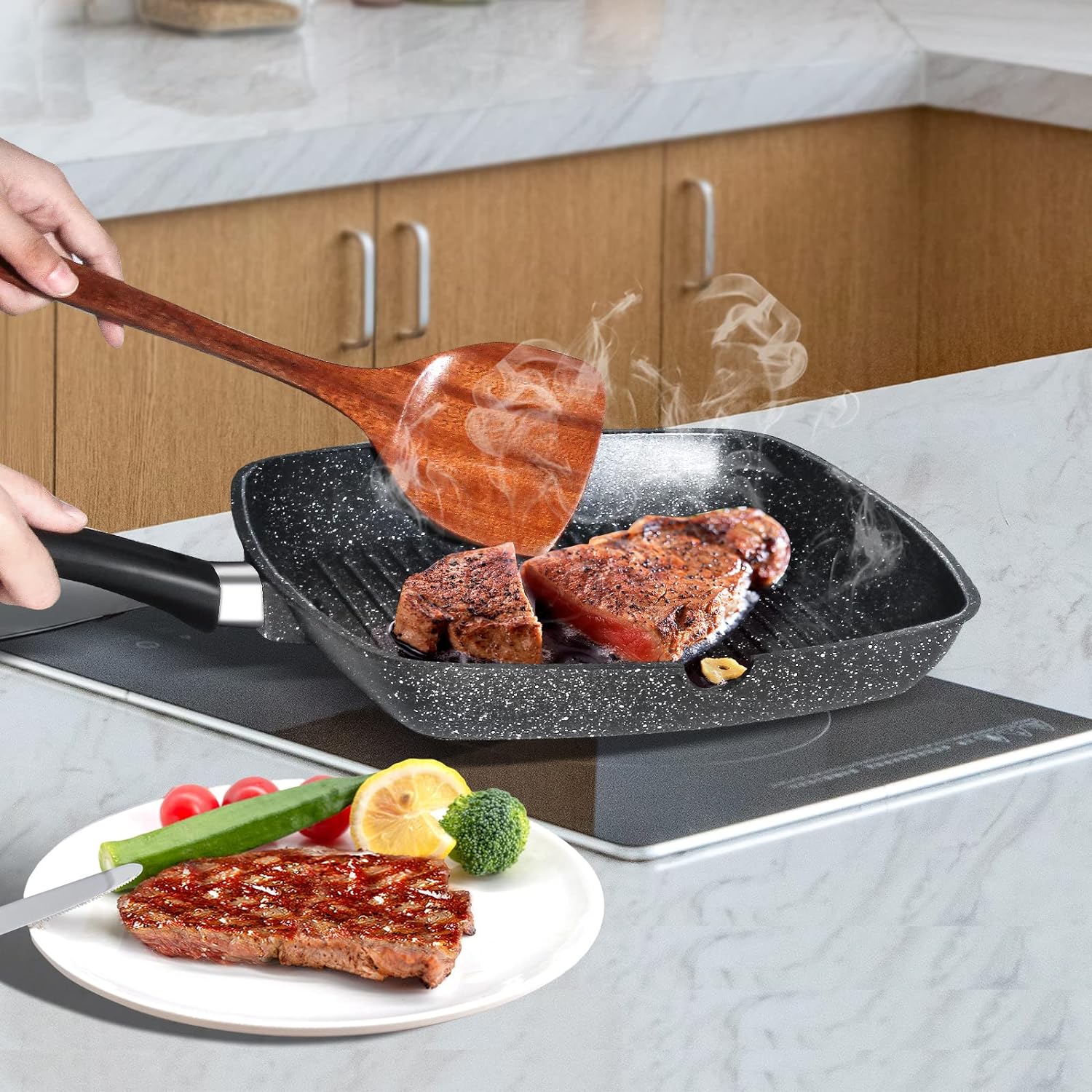 28x28 cm Grillpfanne mit Ausguss, 100% PFOA-frei. Antihaftbeschichtete Steakpfanne aus Aluminiumguss für Gas, Induktion & Elektroherd - Image 5